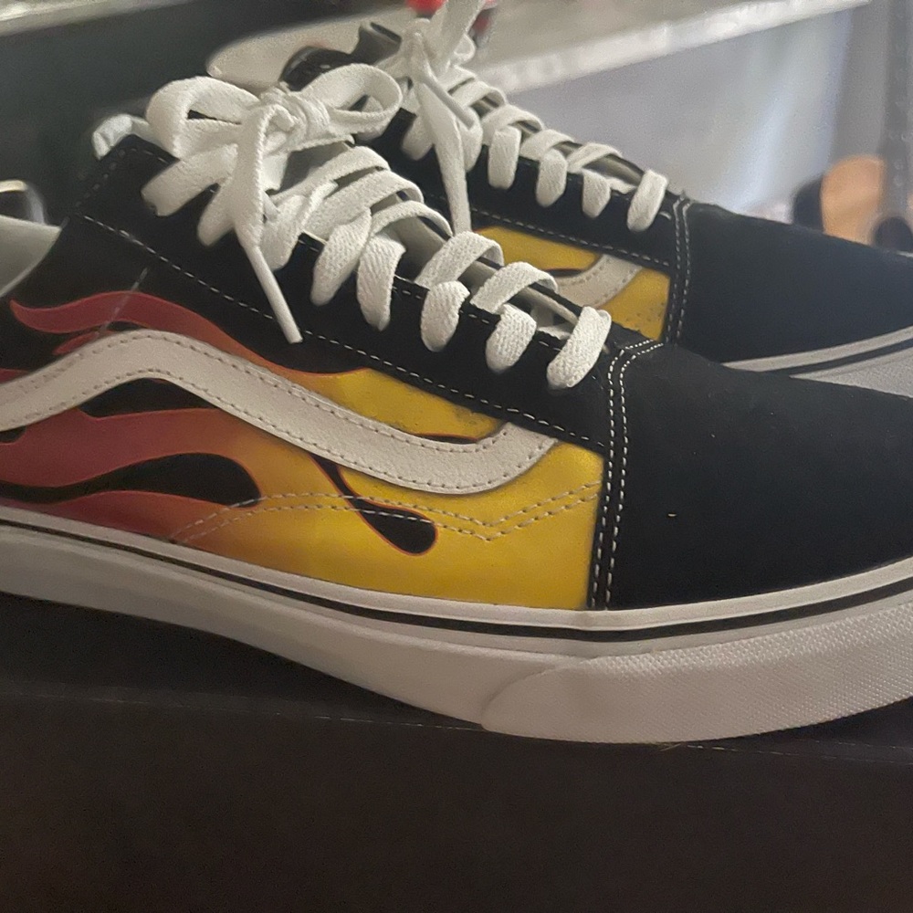 Flame vans sz.105